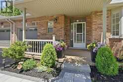10 - 99 LINWELL ROAD | St. Catharines Ontario | Slide Image Four