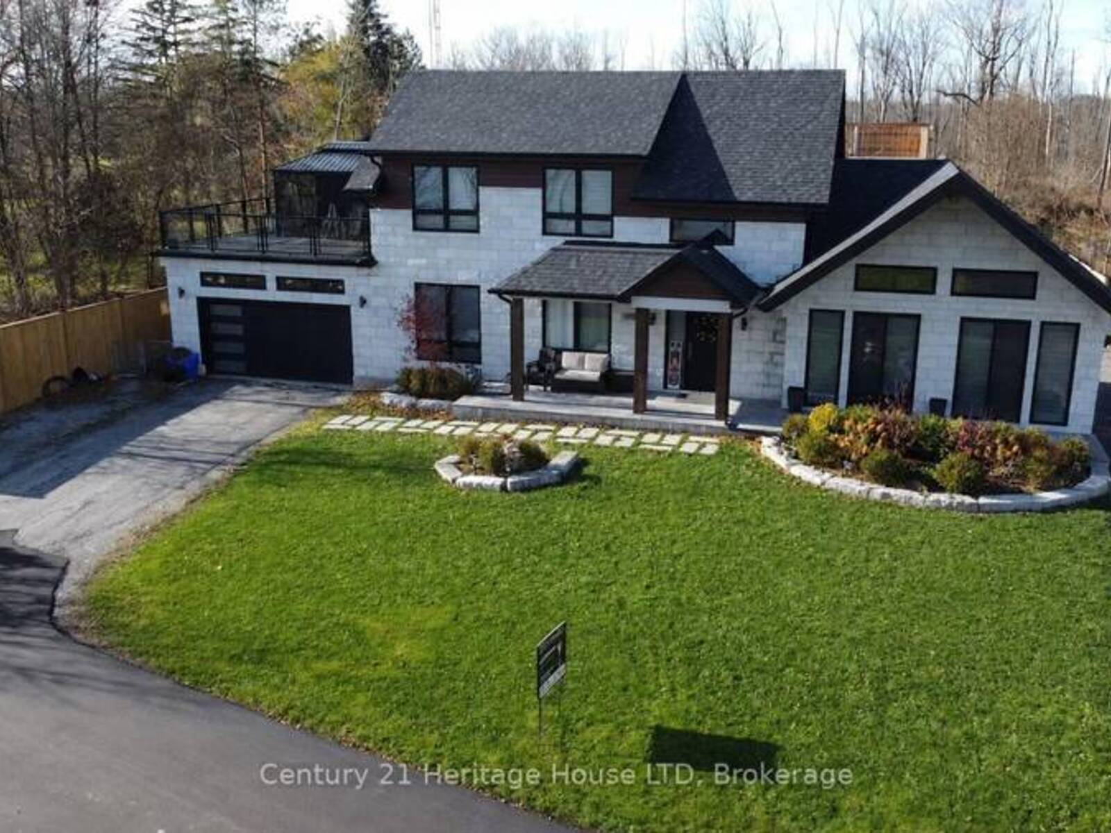 9785 NIAGARA RIVER PARKWAY, Niagara Falls, Ontario L2E 6S6