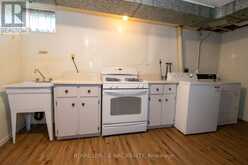 7 DOLLY CIRCLE | St. Catharines Ontario | Slide Image Thirty-six