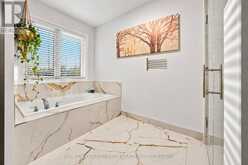 8377 JEFFREY COURT | Niagara Falls Ontario | Slide Image Eighteen