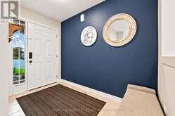 8377 JEFFREY COURT | Niagara Falls Ontario | Slide Image Three