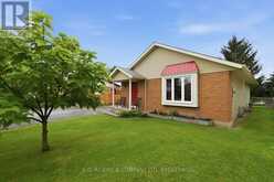 8 ABBOTT LANE | Cayuga Ontario | Slide Image Four
