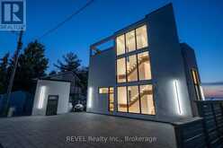 6 FIRELANE 11A STREET | Niagara-on-the-Lake Ontario | Slide Image Nine