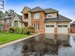 303 MAIN STREET E Grimsby Ontario, L3M 1P8