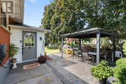 476 VINE STREET | St. Catharines Ontario | Slide Image Three