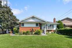 476 VINE STREET | St. Catharines Ontario | Slide Image Forty