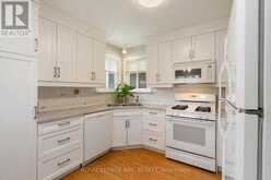 476 VINE STREET | St. Catharines Ontario | Slide Image Six