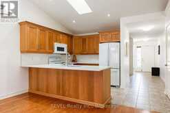 23 MYRTLE AVENUE | St. Catharines Ontario | Slide Image Twelve