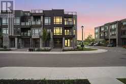 10 WYN WOOD LANE | Orillia Ontario | Slide Image Two