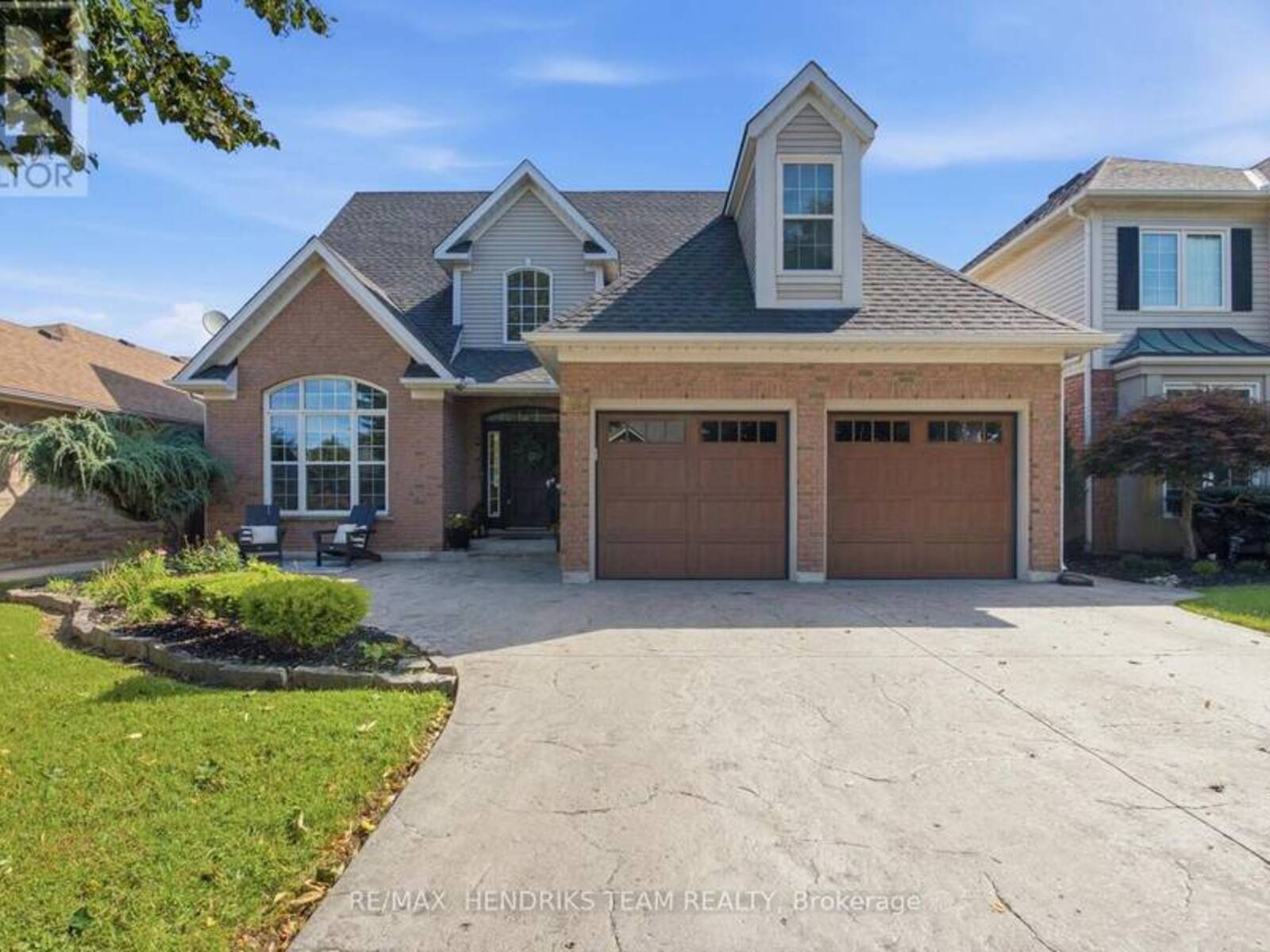 26 COUNTRYSIDE DRIVE, St. Catharines, Ontario L2W 1C3
