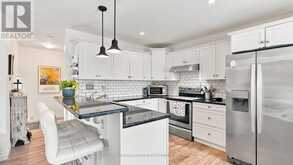 754 SOUTH PELHAM ROAD | Welland Ontario | Slide Image Fifteen