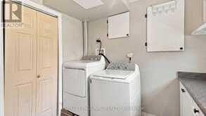 25 SHERWOOD FOREST TRAIL | Welland Ontario | Slide Image Thirty-eight