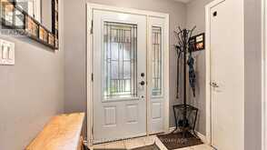 25 SHERWOOD FOREST TRAIL | Welland Ontario | Slide Image Four