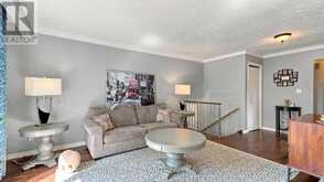 25 SHERWOOD FOREST TRAIL | Welland Ontario | Slide Image Eight