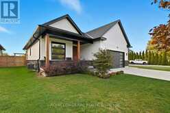 1007 CLARE AVENUE | Fonthill Ontario | Slide Image Three