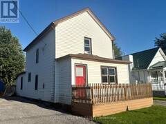 37 WRIGHT STREET Welland Ontario, L3B 2K2