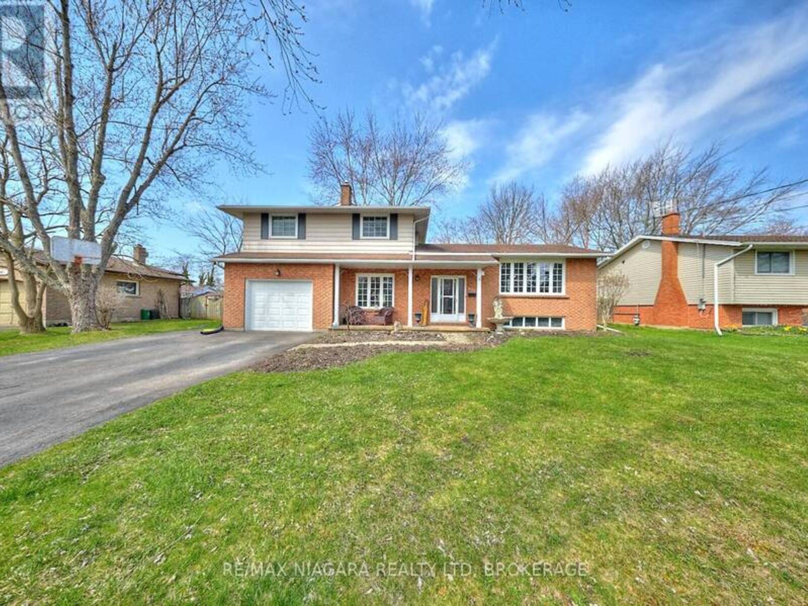 953 GRANDVIEW ROAD, Fort Erie, Ontario L2A 5R4