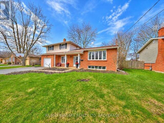 953 GRANDVIEW ROAD Fort Erie Ontario, L2A 5R4 - 4 Bedrooms Home For Sale