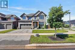 57 BERGENSTEIN CRES CRESCENT | Fonthill Ontario | Slide Image Two