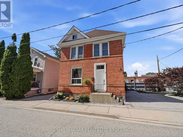 8 TRAFALGAR STREET St. Catharines Ontario, L2R 3L7 - 3 Bedrooms Home For Sale
