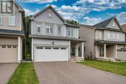 8707 CHICKORY TRAIL | Niagara Falls Ontario | Slide Image Three