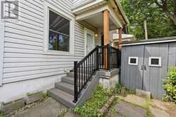 38 MARS AVENUE | Hamilton Ontario | Slide Image Three