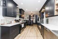 6 GREENOCK CIRCLE | St. Catharines Ontario | Slide Image Twelve