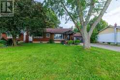 6 GREENOCK CIRCLE | St. Catharines Ontario | Slide Image Two