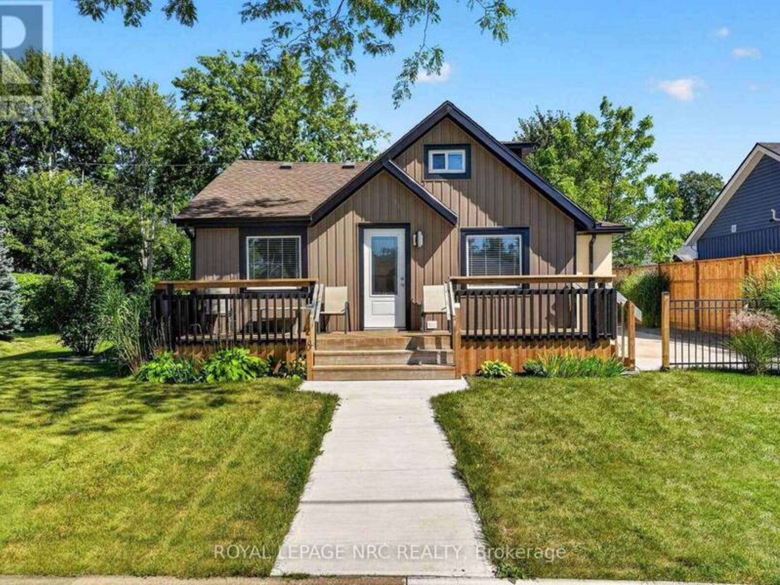 220 ROSEWOOD AVENUE, Fort Erie, Ontario L0S 1B0