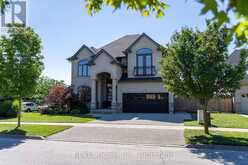 24 BREWERTON BOULEVARD | Fonthill Ontario | Slide Image One