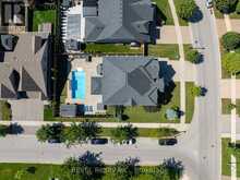 24 BREWERTON BOULEVARD | Fonthill Ontario | Slide Image Seven