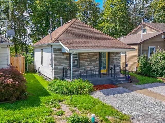 55 MERRITT STREET Welland Ontario, L3C 4T2 - 2 Bedrooms Home For Sale