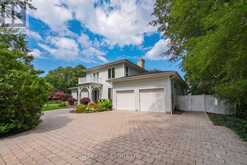 263 NIAGARA BOULEVARD | Niagara-on-the-Lake Ontario | Slide Image Two
