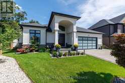 9373 MADISON CRESCENT | Niagara Falls Ontario | Slide Image One