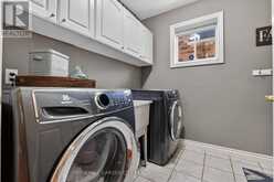 734 BRIGADOON DRIVE | Hamilton Ontario | Slide Image Twenty