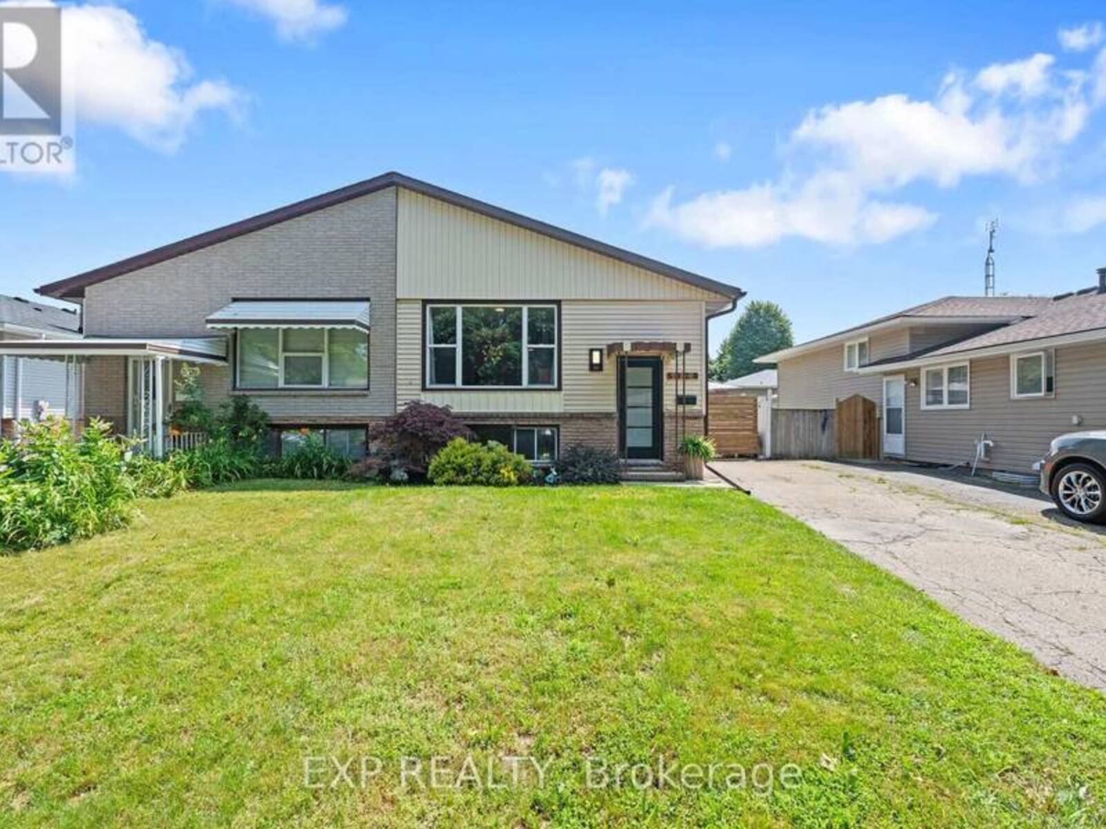 5028 GAGE COURT, Niagara Falls, Ontario L2E 7B5