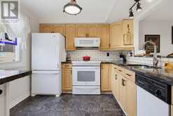 8 - 50 LAKESHORE ROAD | St. Catharines Ontario | Slide Image Six