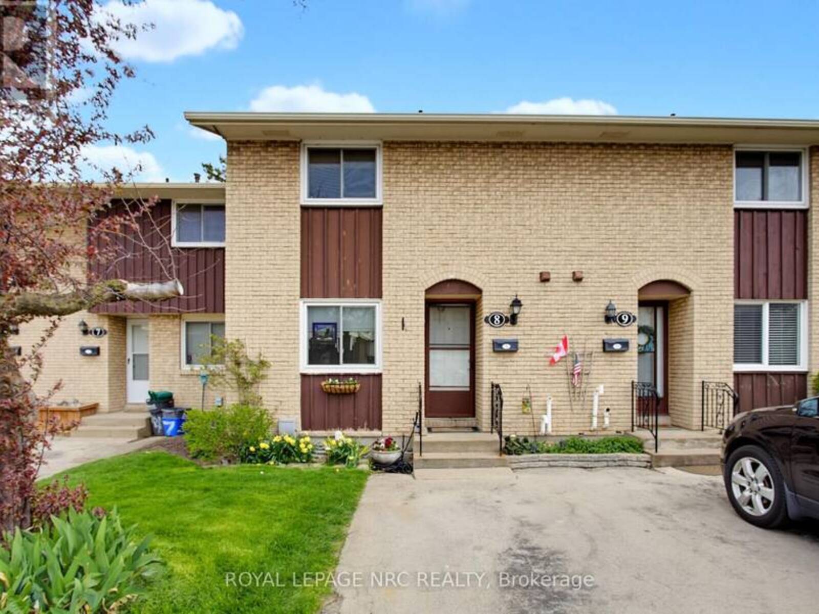 8 - 50 LAKESHORE ROAD, St. Catharines, Ontario L2N 6P8