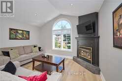 26 OAKRIDGE BOULEVARD | Fonthill Ontario | Slide Image Eight