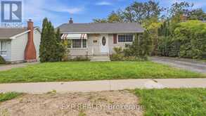 123 JACOBSON AVENUE | St. Catharines Ontario | Slide Image Two