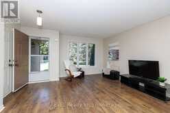 4 SADDLER STREET | Fonthill Ontario | Slide Image Eight