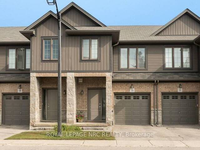 15 - 377 GLANCASTER ROAD Hamilton Ontario, L9G 0G4 - 3 Bedrooms Condo For Sale