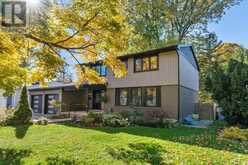 16 BRIARFIELD CRESCENT | St. Catharines Ontario | Slide Image Three