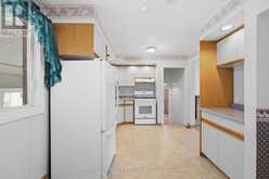 6 GLENGROVE CIRCLE | St. Catharines Ontario | Slide Image Seventeen