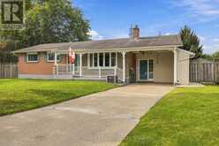 6 GLENGROVE CIRCLE | St. Catharines Ontario | Slide Image Two