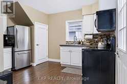 172 LAKE STREET | St. Catharines Ontario | Slide Image Eleven