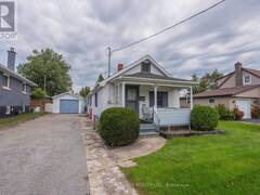 68 CHRISTMAS STREET Port Colborne Ontario, L3K 1M5