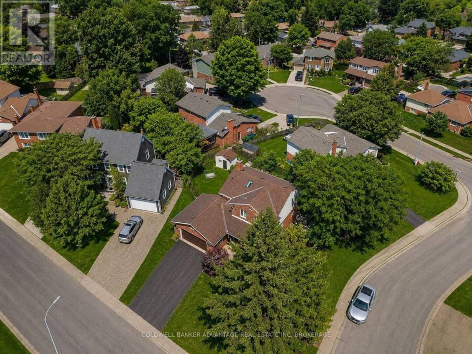 28 DIXON CRESCENT, Welland, Ontario L3C 6P4