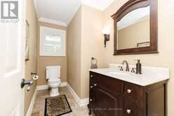 16 WILLOWDALE COURT | Fonthill Ontario | Slide Image Twelve