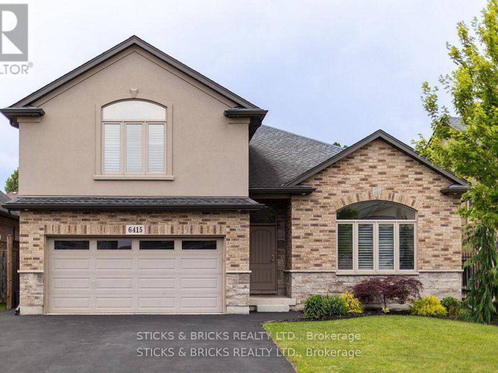 6415 CHRISTOPHER CRESCENT, Niagara Falls, Ontario L2H 0B3